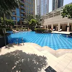 Lux Bnb Standpoint Tower Burj & Fountain Views