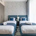 Magnificent - Luxurious 3+ 1 Bedroom Located In Downtown Dubai