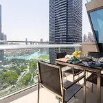 Frank Porter - Burj Vista