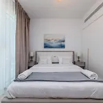 Luxury Apartments At La Vie