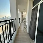 Apartment One Room Private Bathroom Tub Gym Free Parking