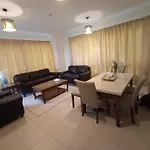 Luxury 1-Br Apt Near Burj Khalifa And Dubai Mall