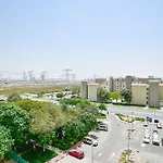 Luxury Escapes - Tranquil Retreat - Studio Apts Near Metro And Mall - Discovery Gardens - Shar & Mcl