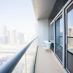 Elegant Condo In Jlt Near Metro With Qbed, Pool, Gym, Fast Wi-Fi
