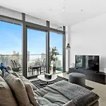 Marina Gate - Stunning 56 Floor Full Sea Views
