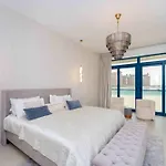 Private 5 Bedroom Beach Villa