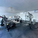 Private Studio With Kitchen, Bathroom, Pool, Parking, Free Gym