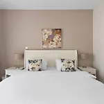 First Class 3Br Expansive Luxury Haven