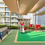 2Br Beachfront Gem With Dazzling Views Of The Palm