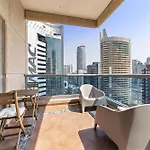 Vayk - Cozy 1 Bhk Apartment In Dubai Marina