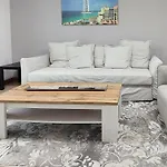 1 Bedroom Facing Pool, Close To Metro Station