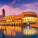 Luxury 3-Bedroom Apartment In Dubai