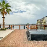 Affluent 2Br With Beach Access - La Cote