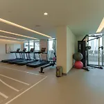 Maison Privee - Upscale Apt With Partial Dubai Marina & Palm Views