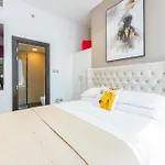 Cayan Tower - Home Of Choice