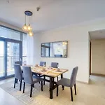 Beautifully Furnished 3Br + Maids - Creek Harbour