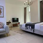 Cozy 2Bhk Near Burj Khalifa