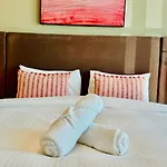 Venduras - Luxe Studio In Palm Jumeirah With Beach Access
