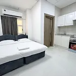 Karama Star Residence 2 - Home Stay