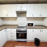 Karama Star Residence 2 - Home Stay