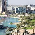 Livbnb - 2 Bedroom City Central Suite In Marina Arcade