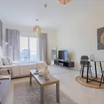 Apartment In Downtown Dubai