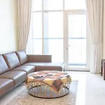 Aws Holiday Homes - Luxury Living Besides Canal