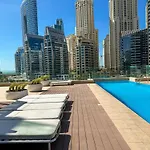 Marco Polo - Stunning 2 Bedroom With Marina Views, Huge Pool & Gym