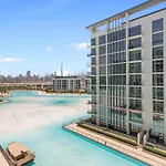 Premium 1-Br With Exquisite Layout In District One