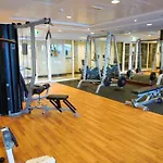 Unwind Above The Clouds, High Floor Gem Near Jbr, Dubai Marina & Dmcc Metro
