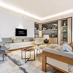 1Br Belgravia Apartment With Pool View