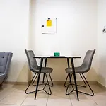 Rh- Contemporary Studio, Downtown, Near Dubai Mall & Burj Khalifa