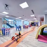 Elegant Studio In Me Do Re Tower