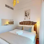 Lake Terrace Tower - Stunning One Bedroom