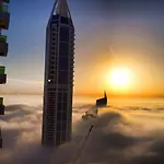 Pristine Apartment Sunrise View At 51St