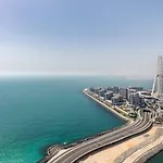 Guestready Holiday Homes - Marina Skyline B