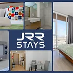 Sleek & Modern Studio - In Jvc