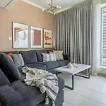 Guestready - Sleek Suite With Burj Views