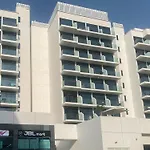 Zapbed House - Azizi Riviera
