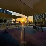 Oraya - Apt. With Skyline And Garden View Along With City