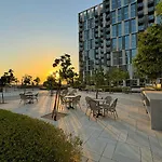 Oraya - Apt. With Skyline And Garden View Along With City