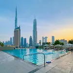 Luxury 2Br Burj Khalifa Views 5Min Walk Dubai Mall