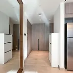 Trophy - Luxurious Studio Apartment In Jlt W Golf Simulator
