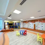 Trophy - Luxurious Studio Apartment In Jlt W Golf Simulator