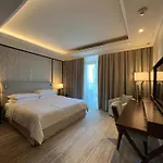 Ultra Modern 3 Bedroom With Direct Access To Dubai Mall