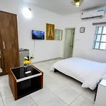 Comfortable Private Rooms In Compound Housing