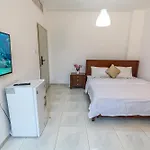 Comfortable Private Rooms In Compound Housing