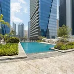 Gorgeous Home With Full Marina & Skyline View
