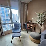 Stunning Apartment, Partial Sea View, Canal Marina View, 5 Min Walk To Jbr Beach And Metro