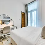 Cozy Apartment In Dubai Marina